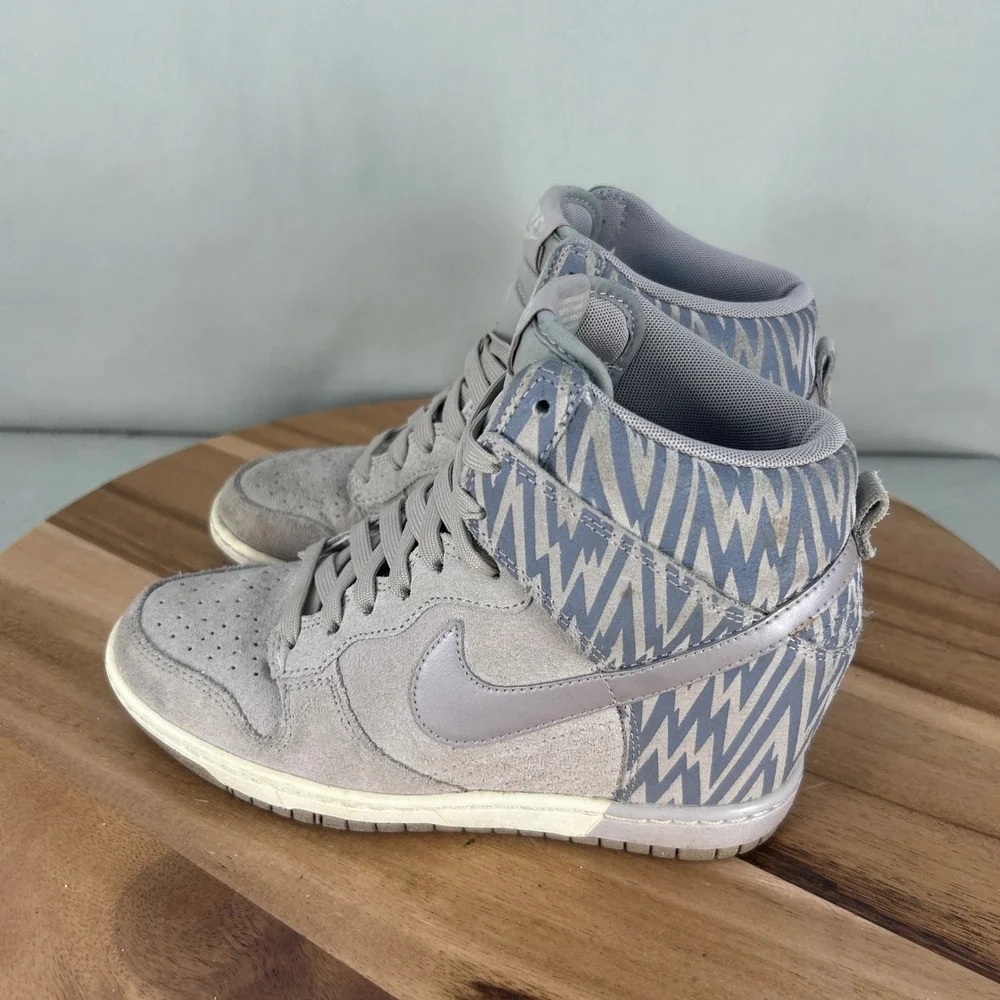 Nike Dunk Sky Hi Grey Suede Zig Zag Wedge Sneakers 543258-003 Womens Size 6.5